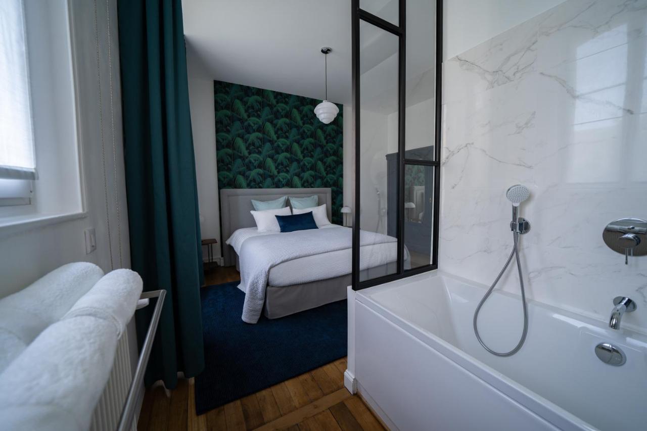 Centre Ville - Appartement 3 Chambres & Terrasse - La Cle Des Sacres Ρενς Εξωτερικό φωτογραφία