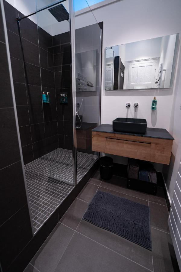 Centre Ville - Appartement 3 Chambres & Terrasse - La Cle Des Sacres Ρενς Εξωτερικό φωτογραφία